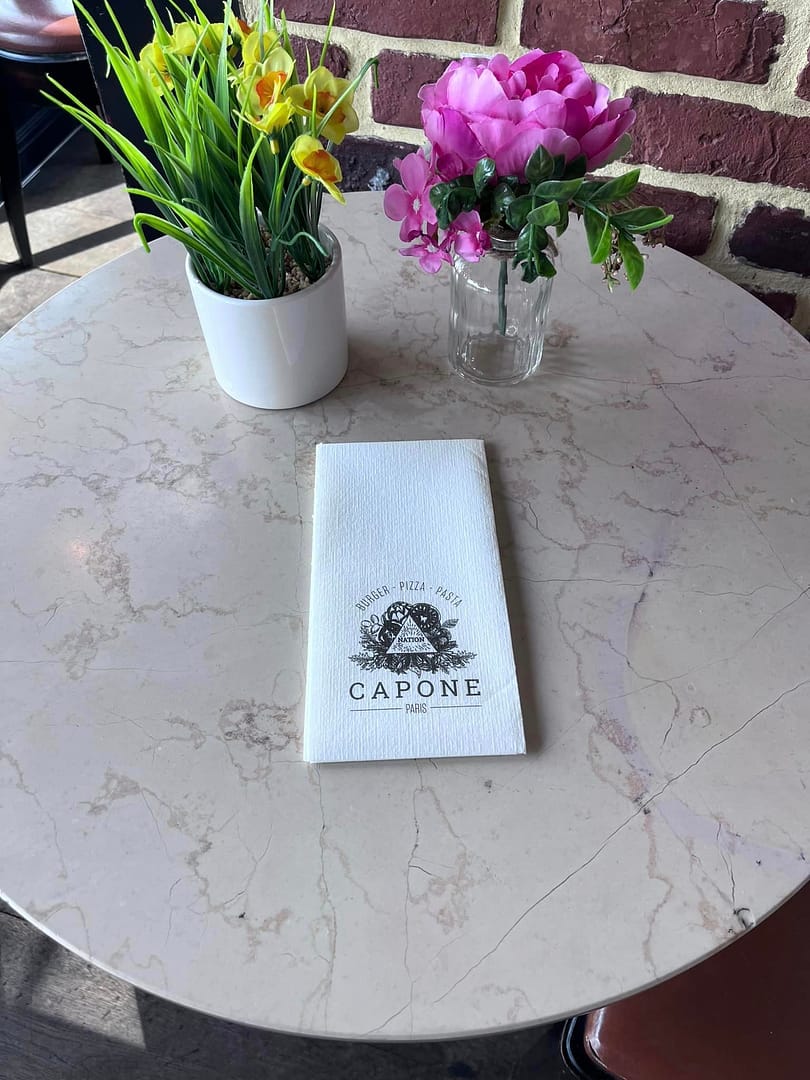 Serviette 40x40cm Airlaid 50grs. impression 1 couleur. pliage 1_8(3)